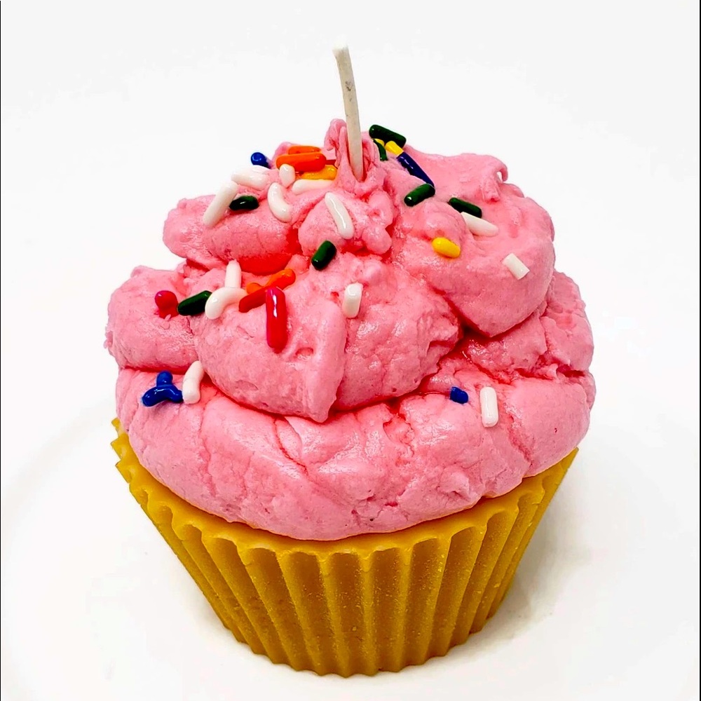 Cupcake Candle-BIRTHDAY CAKE SCENT
